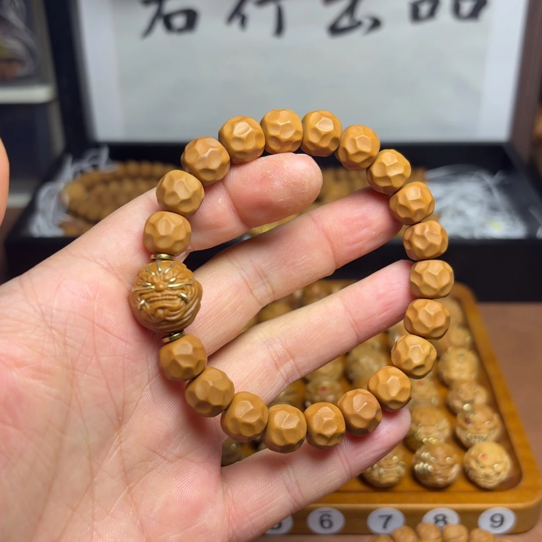 手串/手链核桃全品奶酪搭配龙僧