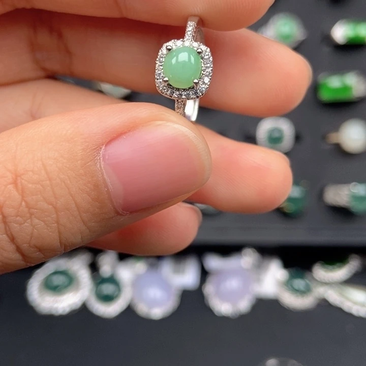 翡翠未镶嵌戒指戒指