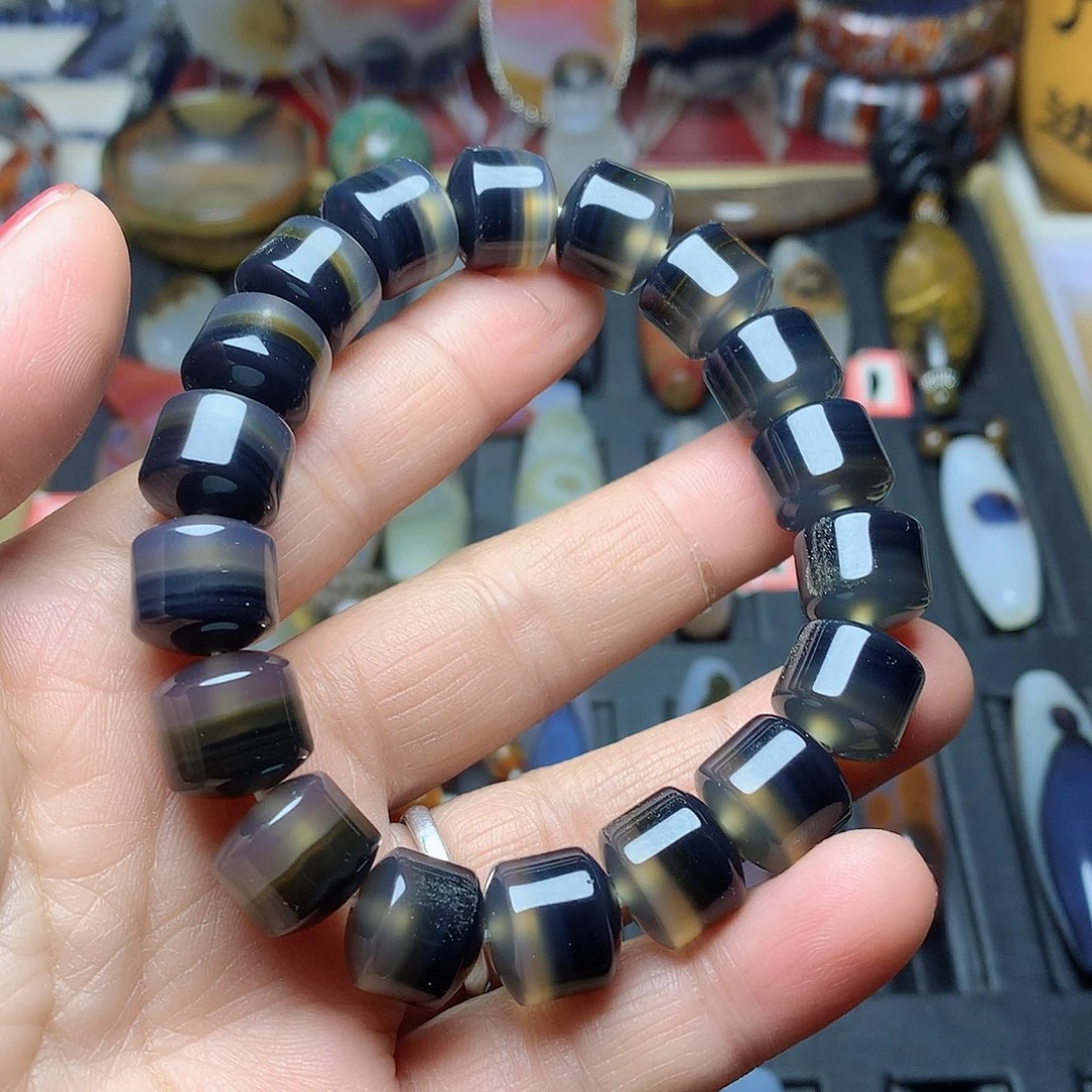 玛瑙/玉髓手串未镶嵌糊*