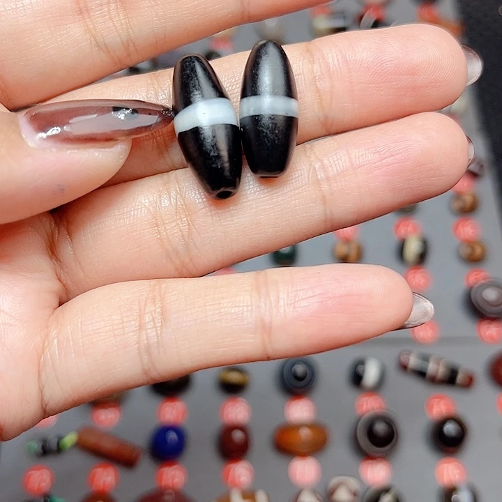 未镶嵌玛瑙/玉髓珠宝半成品康****?