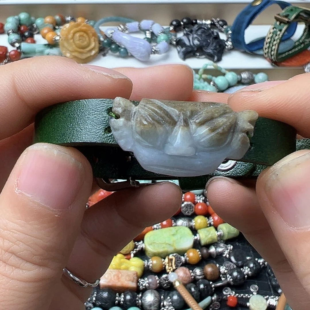 翡翠戒指未镶嵌炸