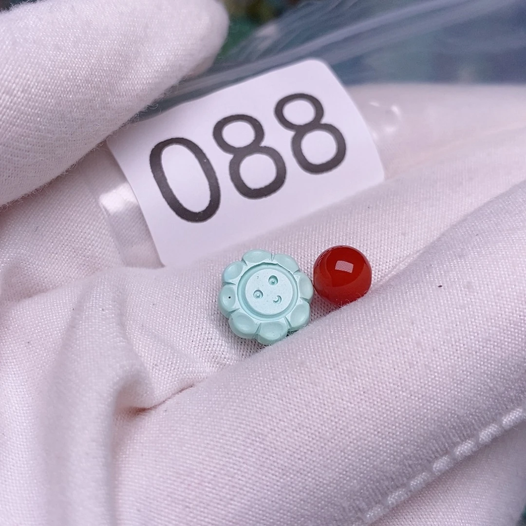 南红玛瑙未镶嵌珠宝奇石