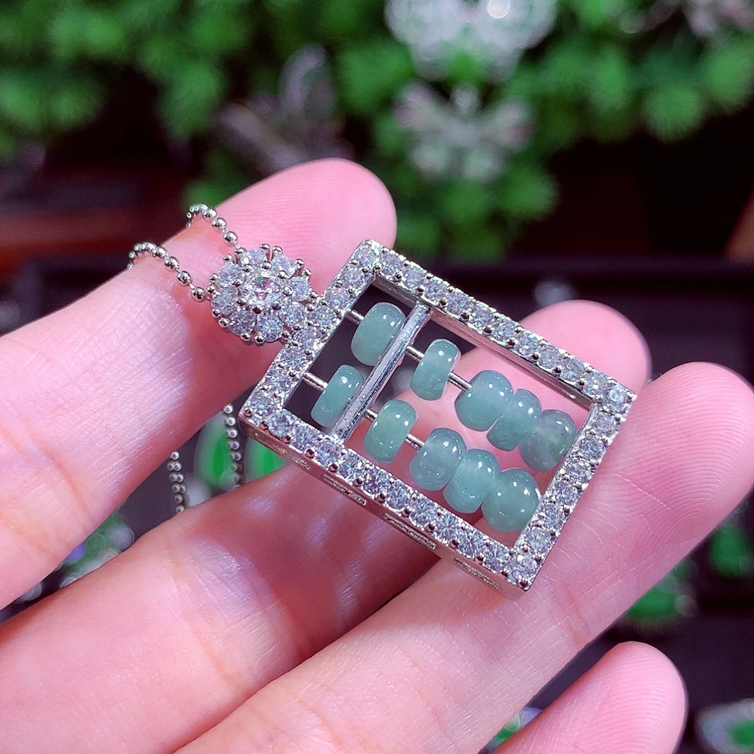 颈饰未镶嵌翡翠天然