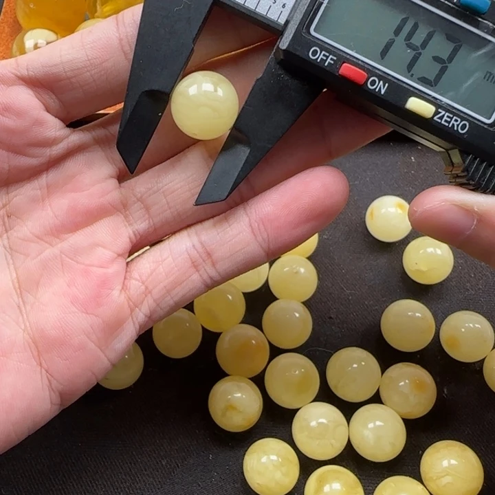 蜜蜡未镶嵌珠宝奇石天然147