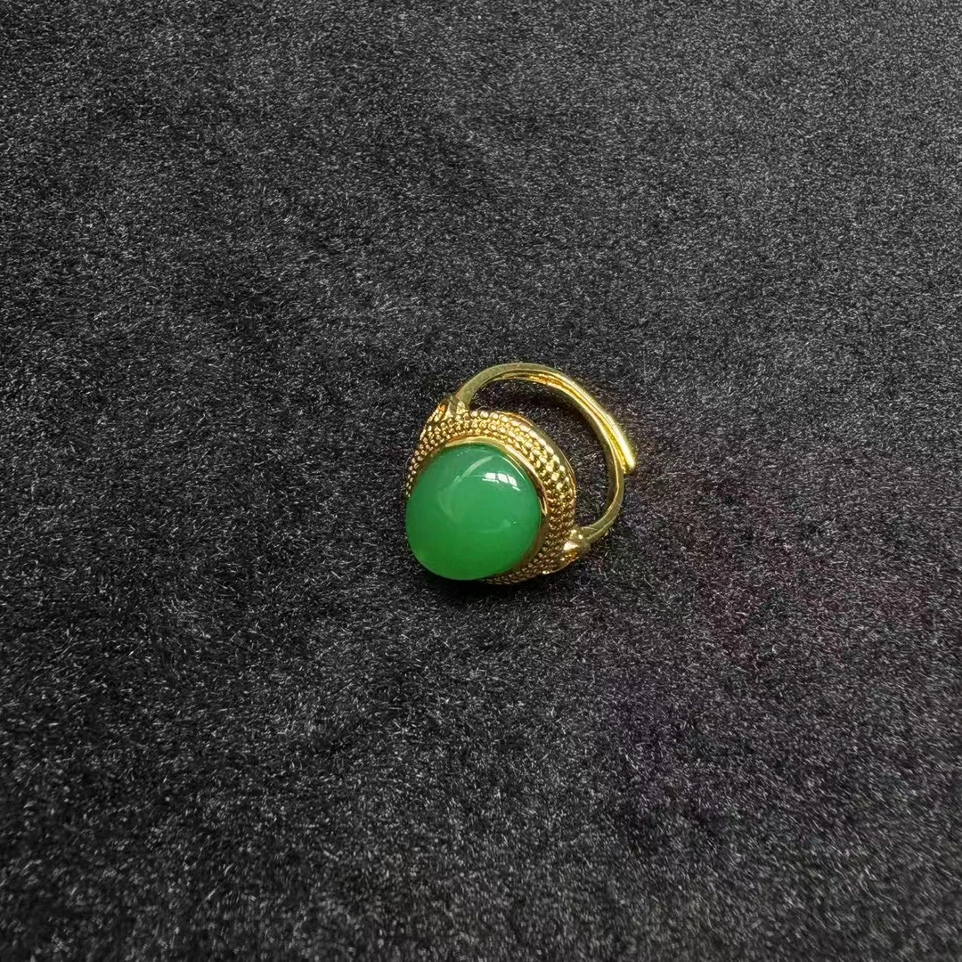 天然精美阳绿戒指-v1862-多样性发一