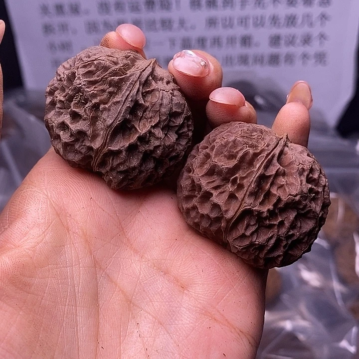 核桃云南野生铁核桃133号40mm