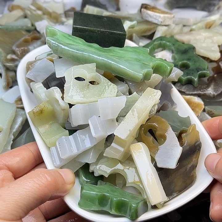 颈饰未镶嵌和田玉?****?