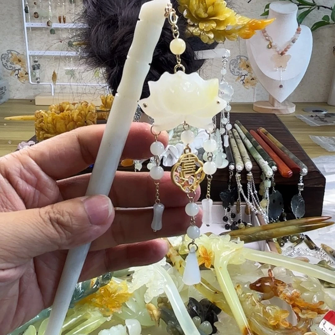 蛇纹石玉发饰合金