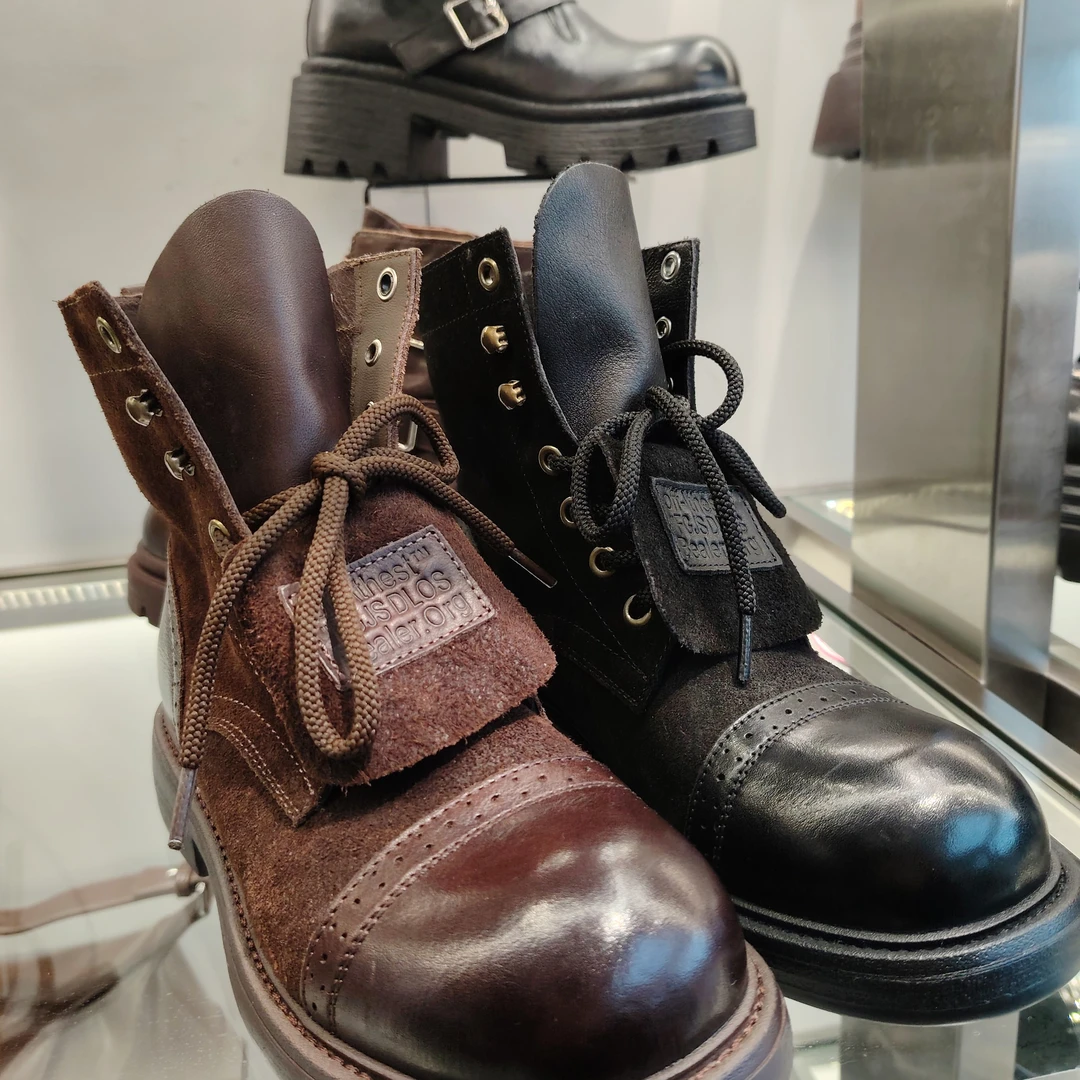 街头风低跟高跟系带英伦0马丁靴皮靴靴子鞋子