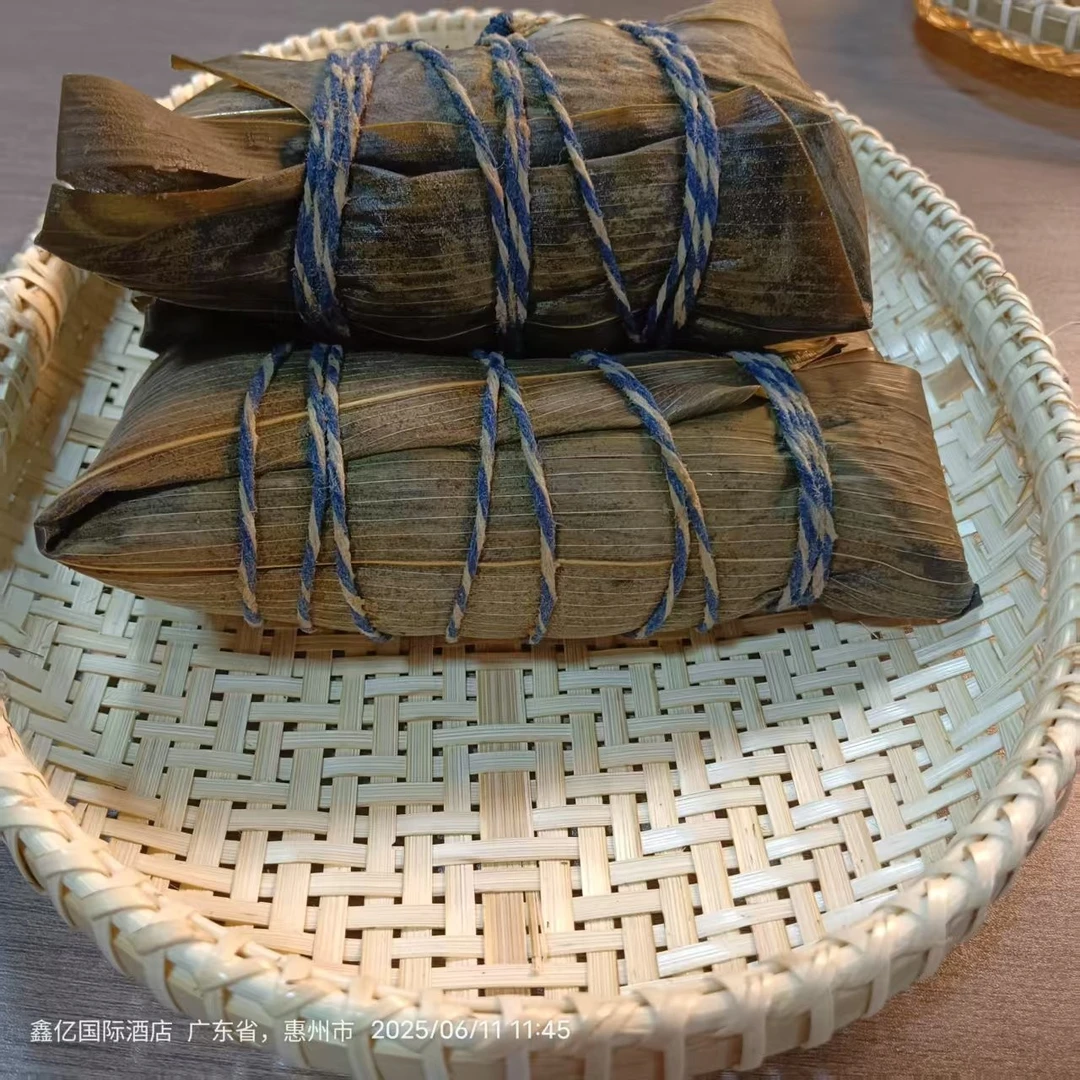 冯胖胖大肉粽.....