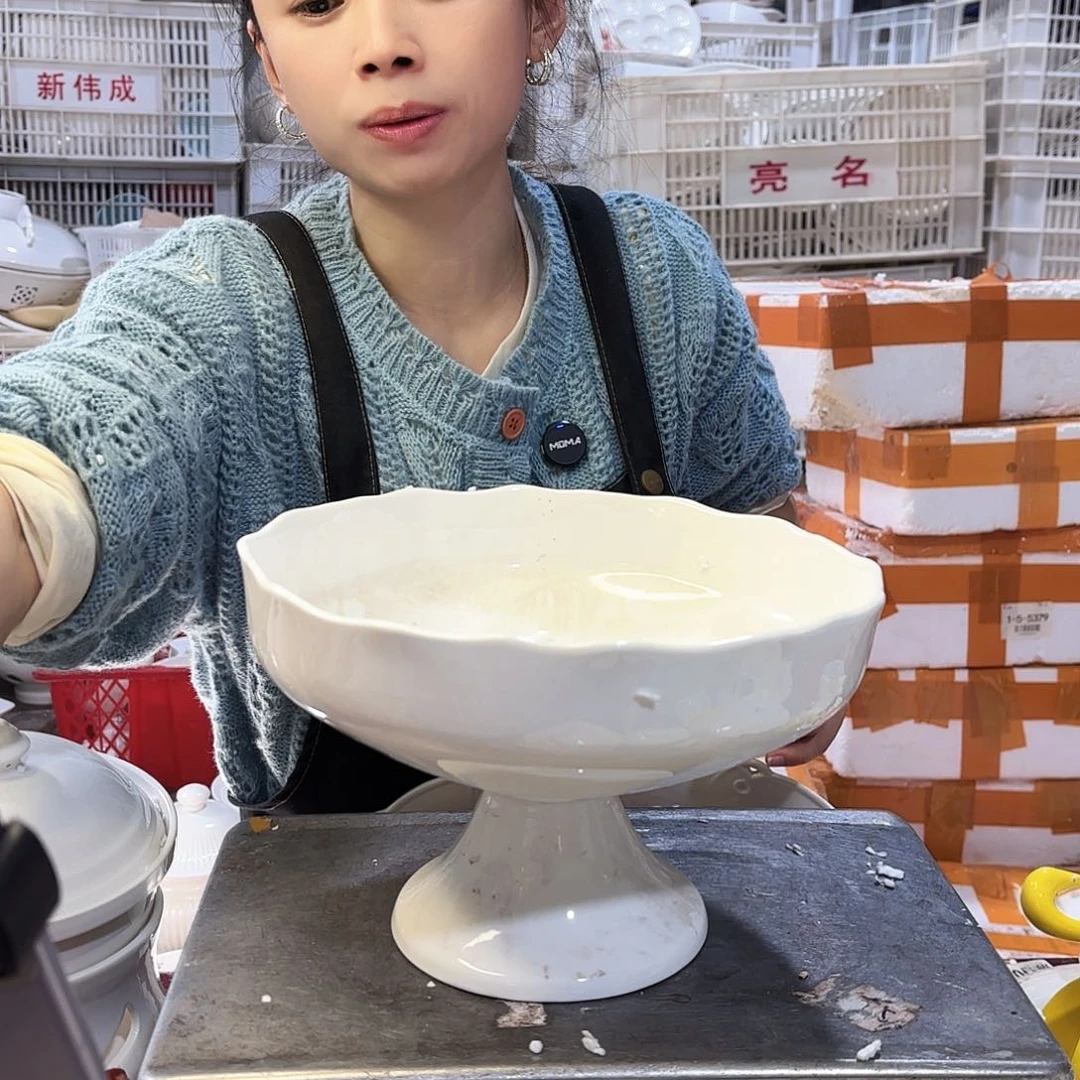 盘微瑕产品………斜高脚一个