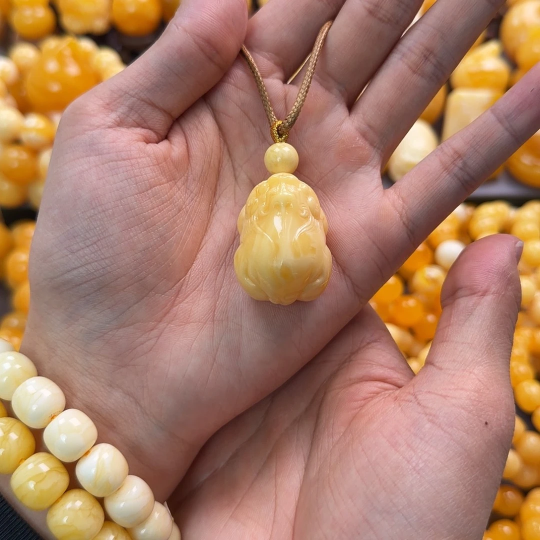 琥珀未镶嵌珠宝奇石12g