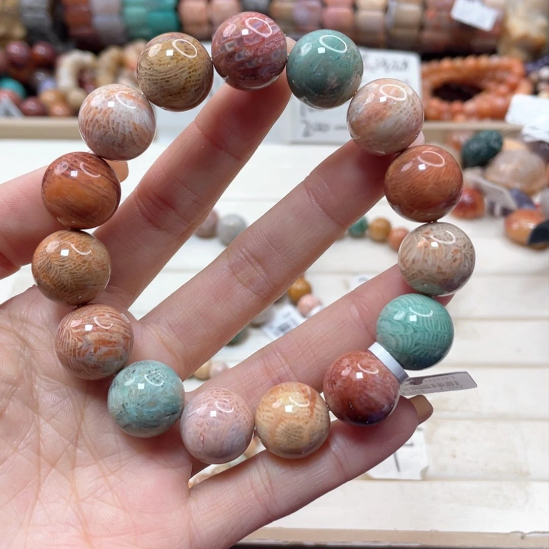 未镶嵌手链硅化玉鹂159