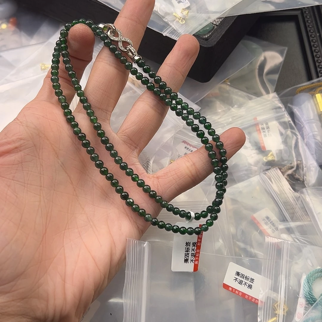 吊坠(赠链)未镶嵌翡翠珠链