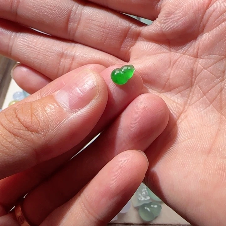 未镶嵌定制翡翠天然翡翠葫芦