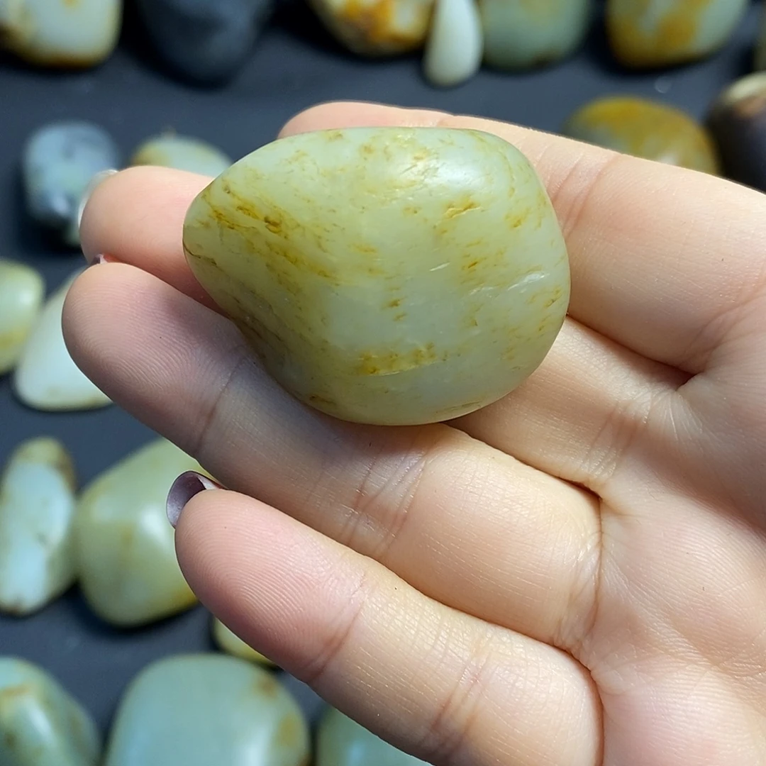 和田玉（糖玉）未镶嵌挂件83