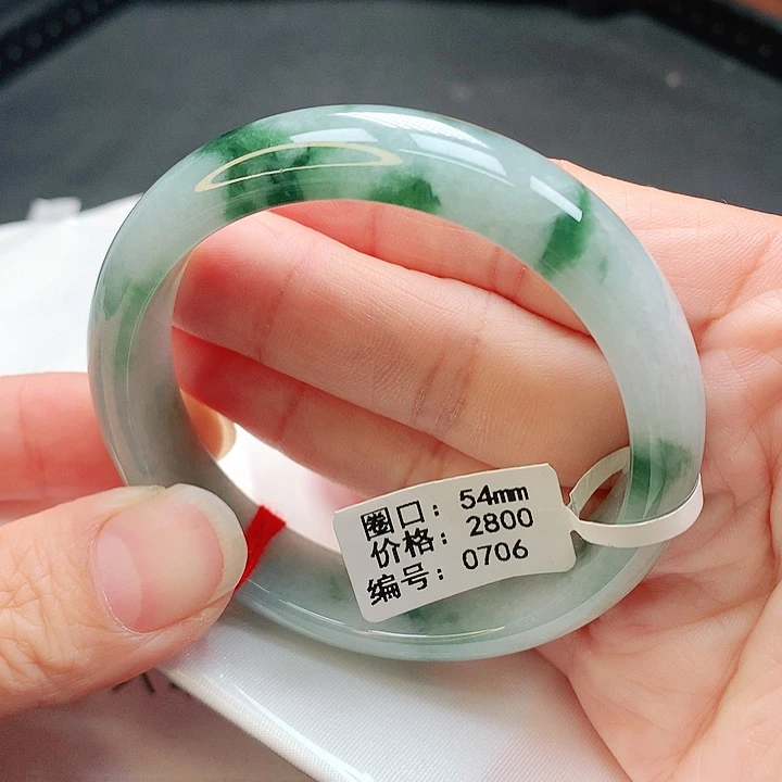 翡翠手镯未镶嵌手镯54