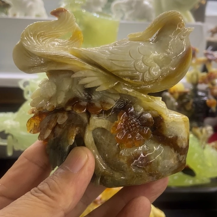 去***星石材天然岫岩玉摆件