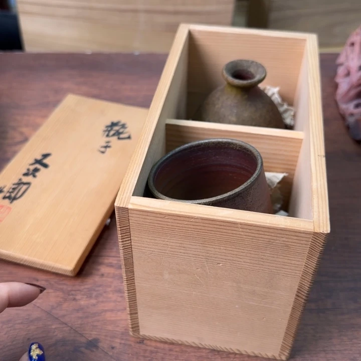 功**猫一个陶瓷物件哈哈哈哈