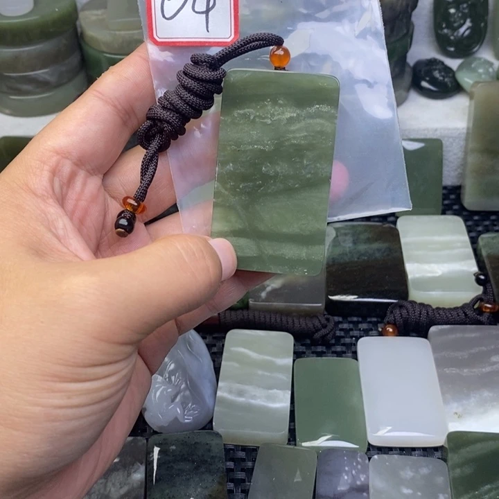 未镶嵌和田玉珠宝半成品