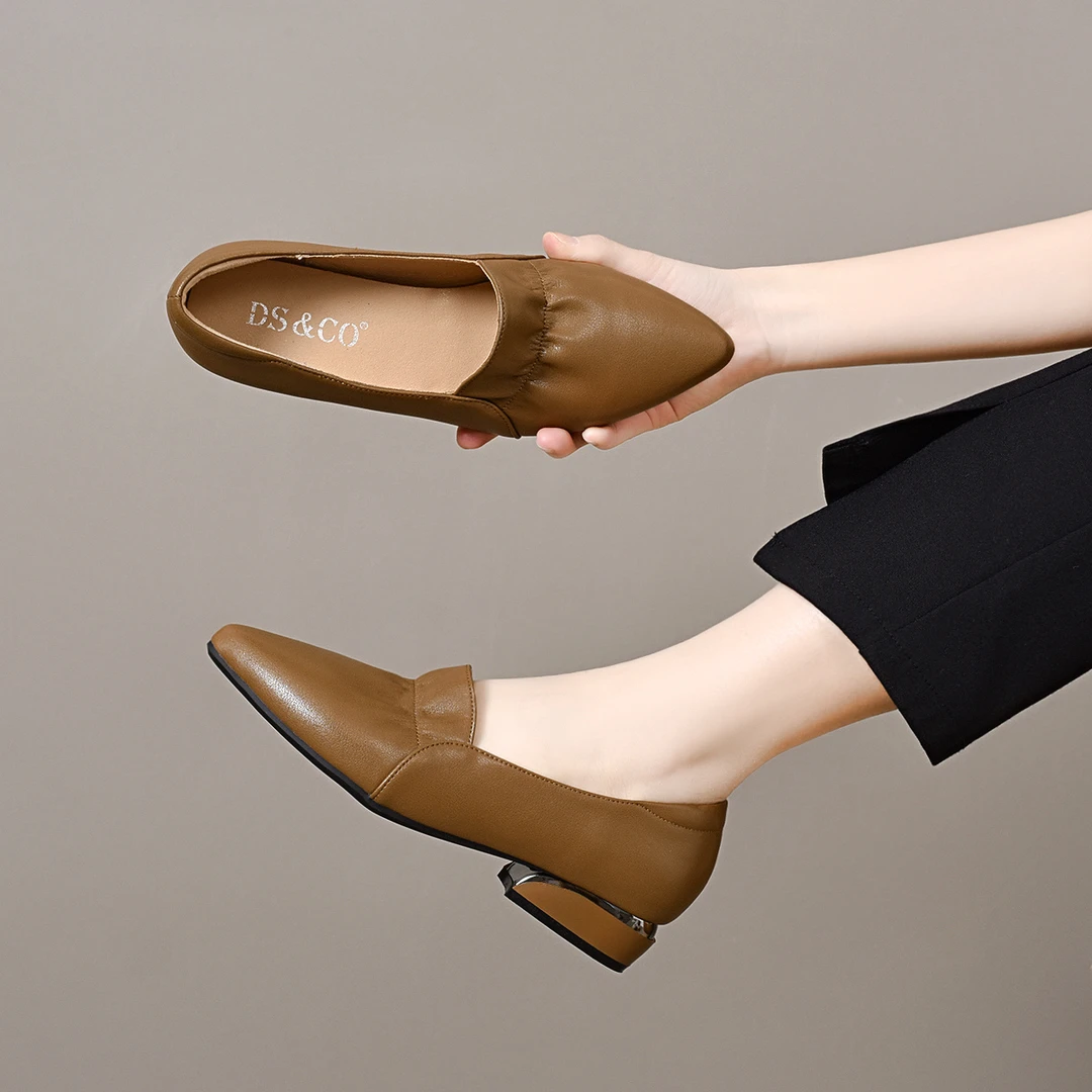 软底软面妈妈鞋单鞋女中口尖头粗跟休闲百搭2025春季爆款上新舒适