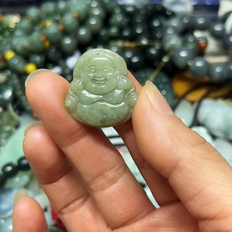 翡翠未镶嵌颈饰挂件