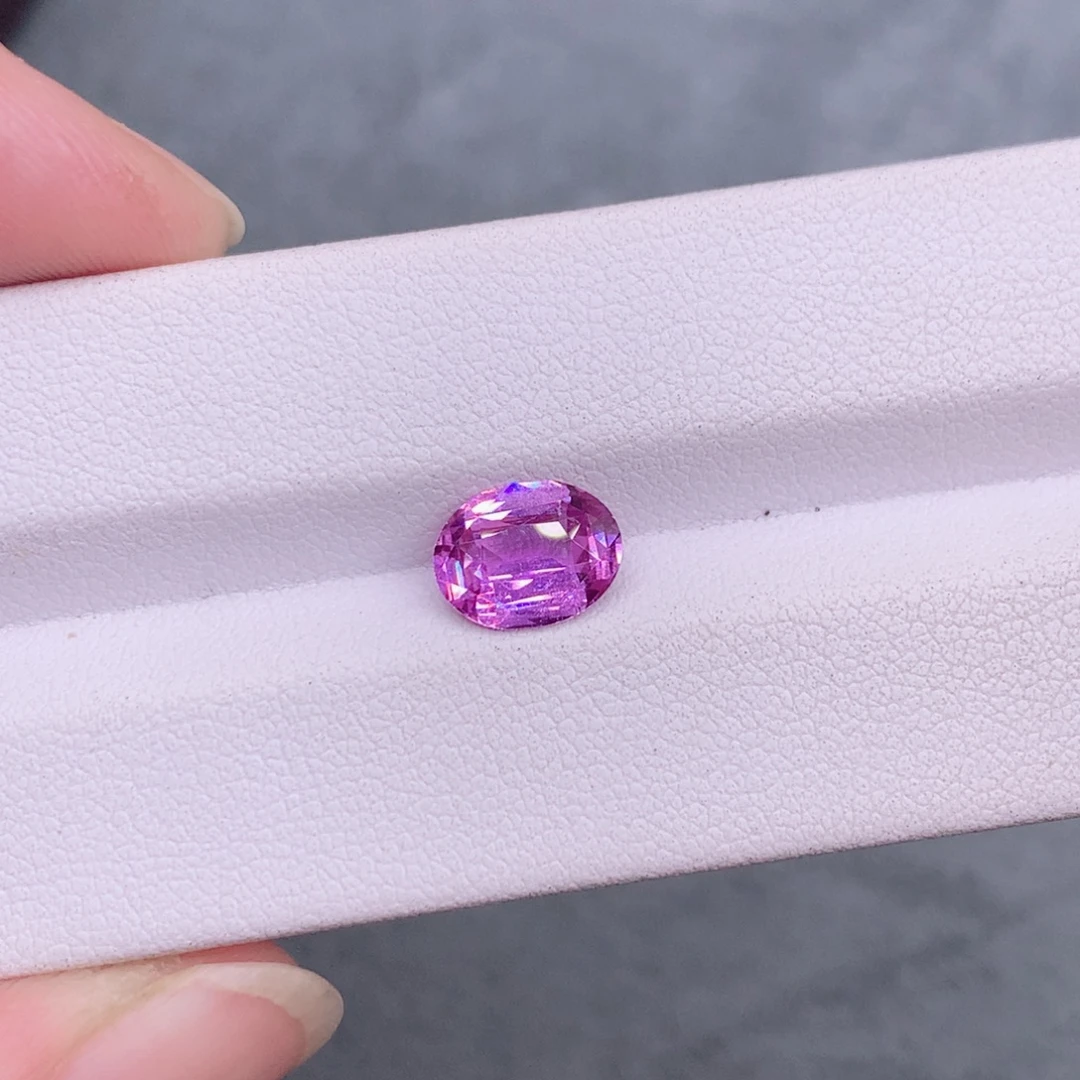 蓝宝石裸石2.07克拉粉蓝宝