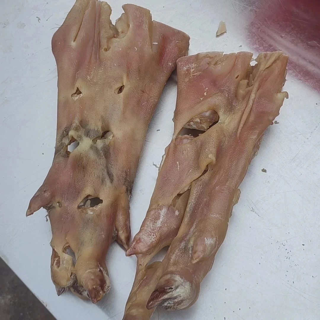 大别山生态黑毛猪咸猪爪