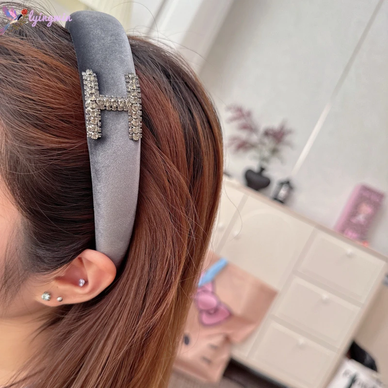 法式轻奢简约百搭水钻字母压发箍丝绒高颅顶气质日常加厚海绵头箍