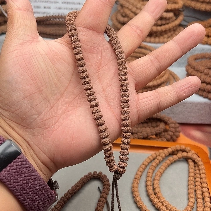 金刚菩提手串平细单圈64颗