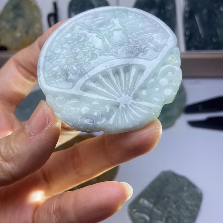 翡翠未镶嵌颈饰翡翠