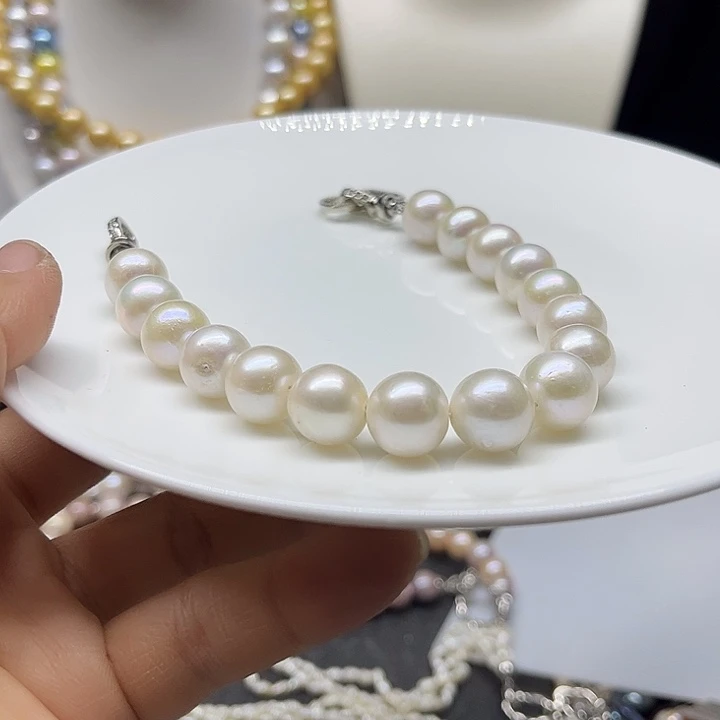 淡水珍珠颈饰未镶嵌