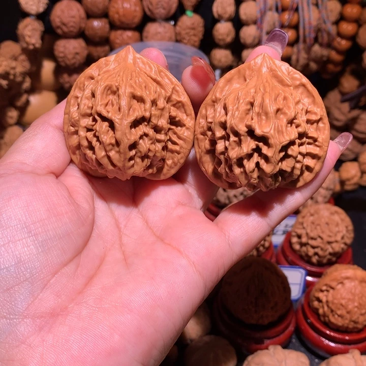 明***。核桃手串/手链夔龙文