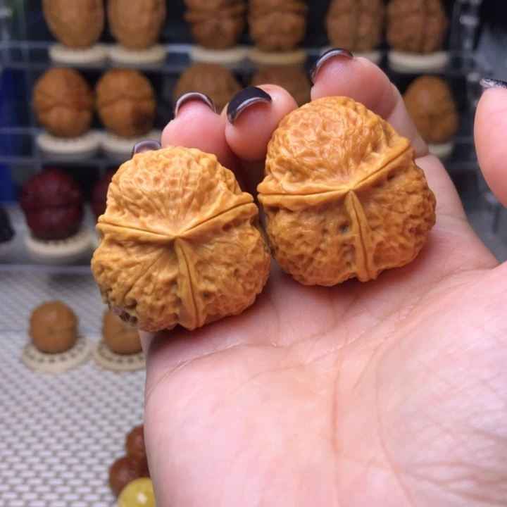 把件文玩核桃21号豹纹三棱34尺