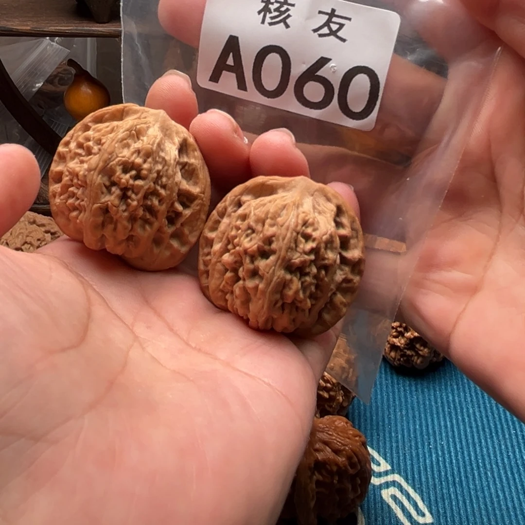 吊坠文玩核桃望月