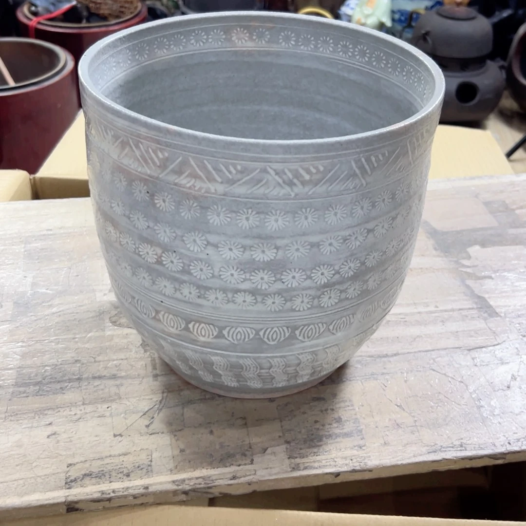 瓷片陶瓷和铝材料在我国广泛