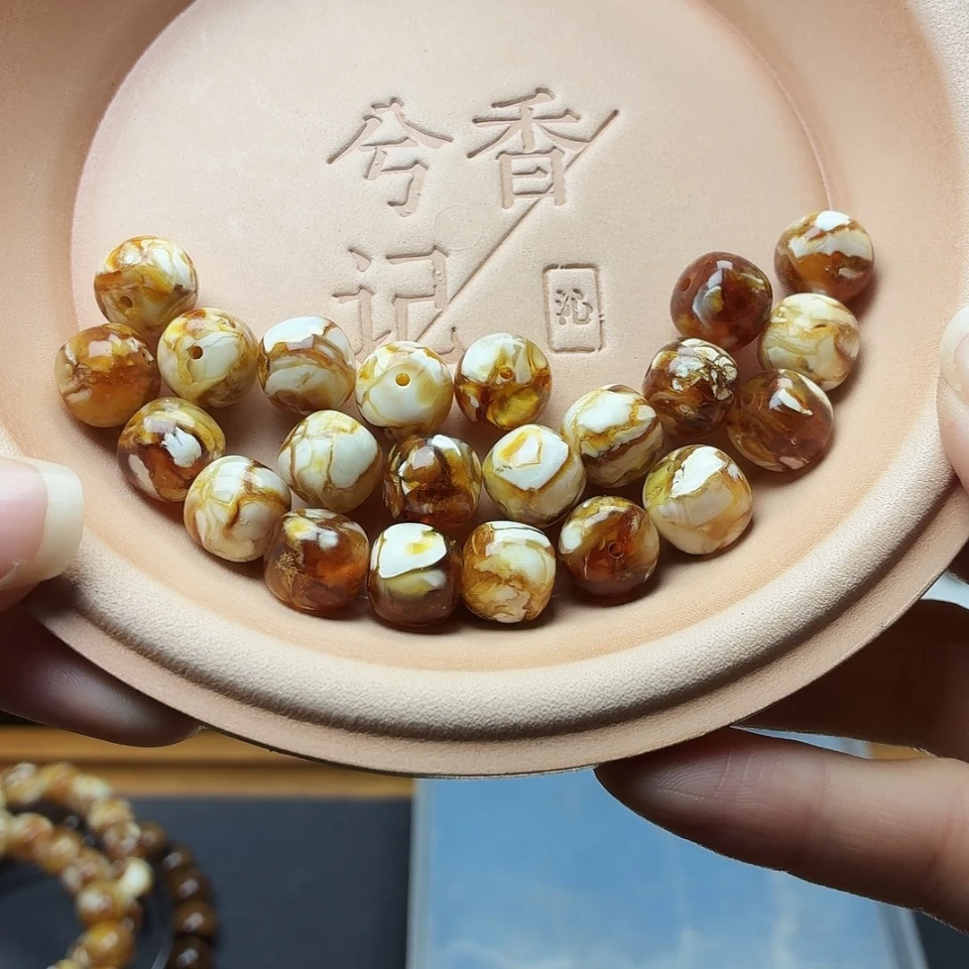 睢***志沁色老型手串单圈10.6