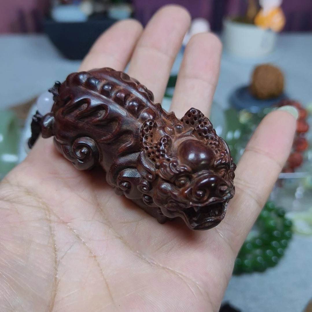 小叶紫檀把件小叶紫檀貔貅