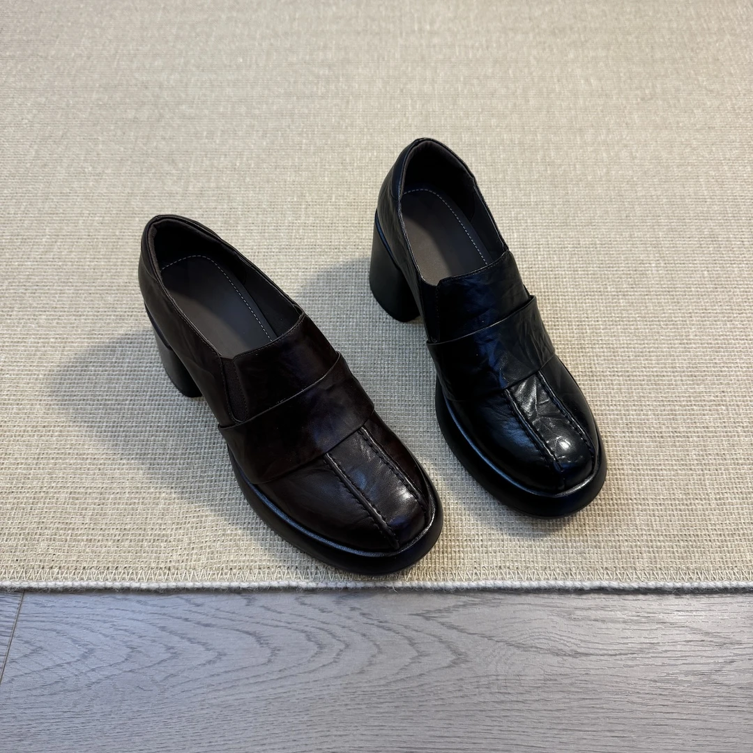 六也「舒适厚底」 静音懒人深口一脚蹬真皮圆头粗跟通勤单鞋L1018