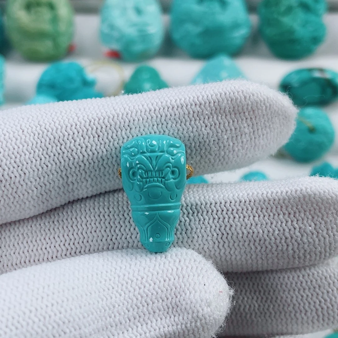 绿松石未镶嵌车挂