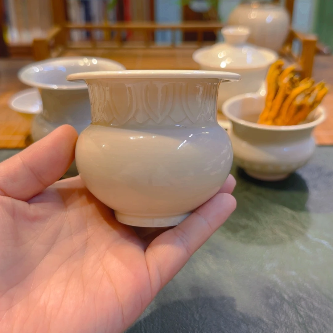 仿古渣斗式建水 倒莲瓣 260ml