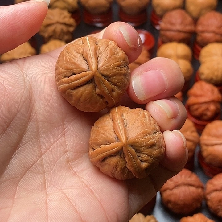 吊坠文玩核桃三棱