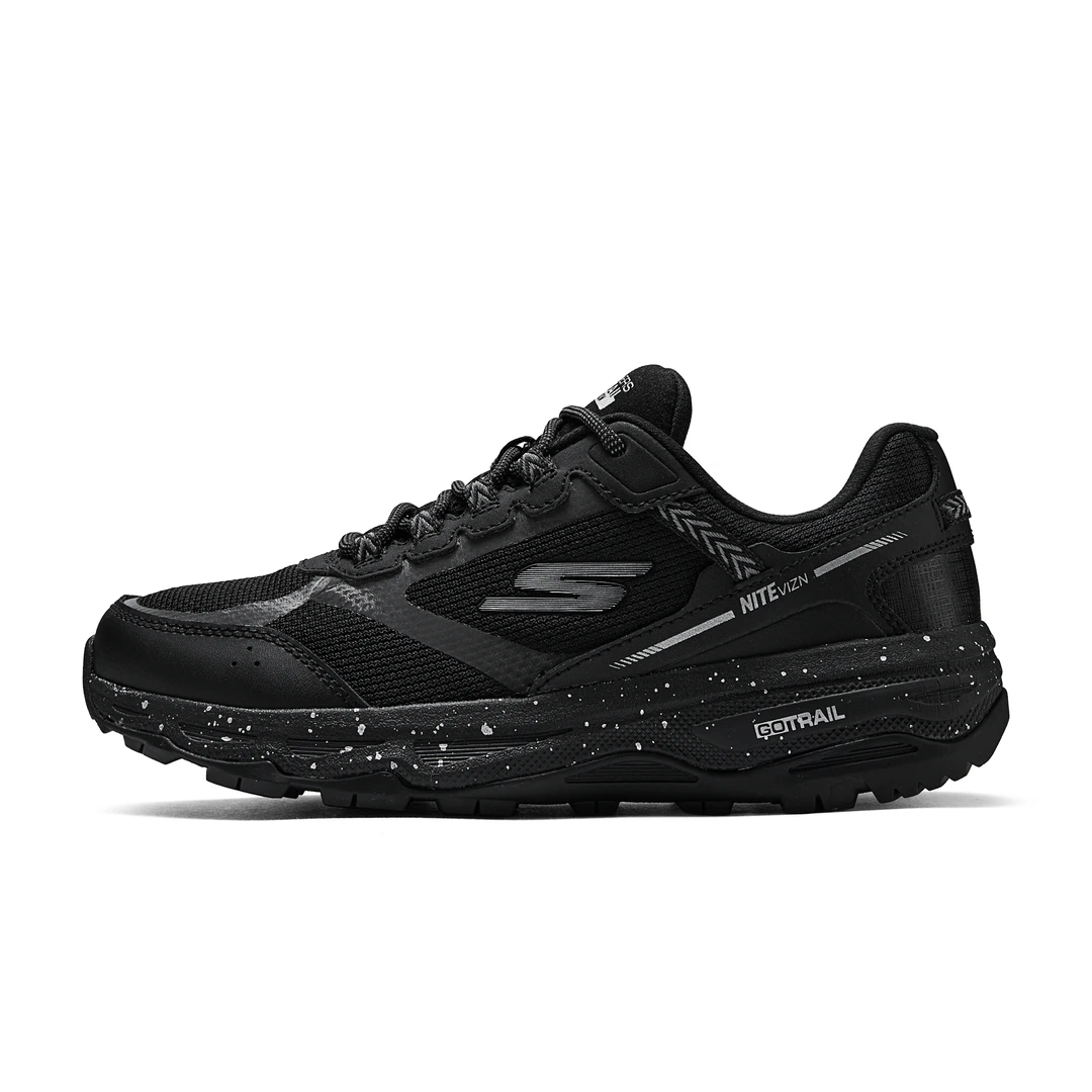 Skechers斯凯奇时尚潮流专业跑步鞋女2025新款舒适透气缓震运动鞋