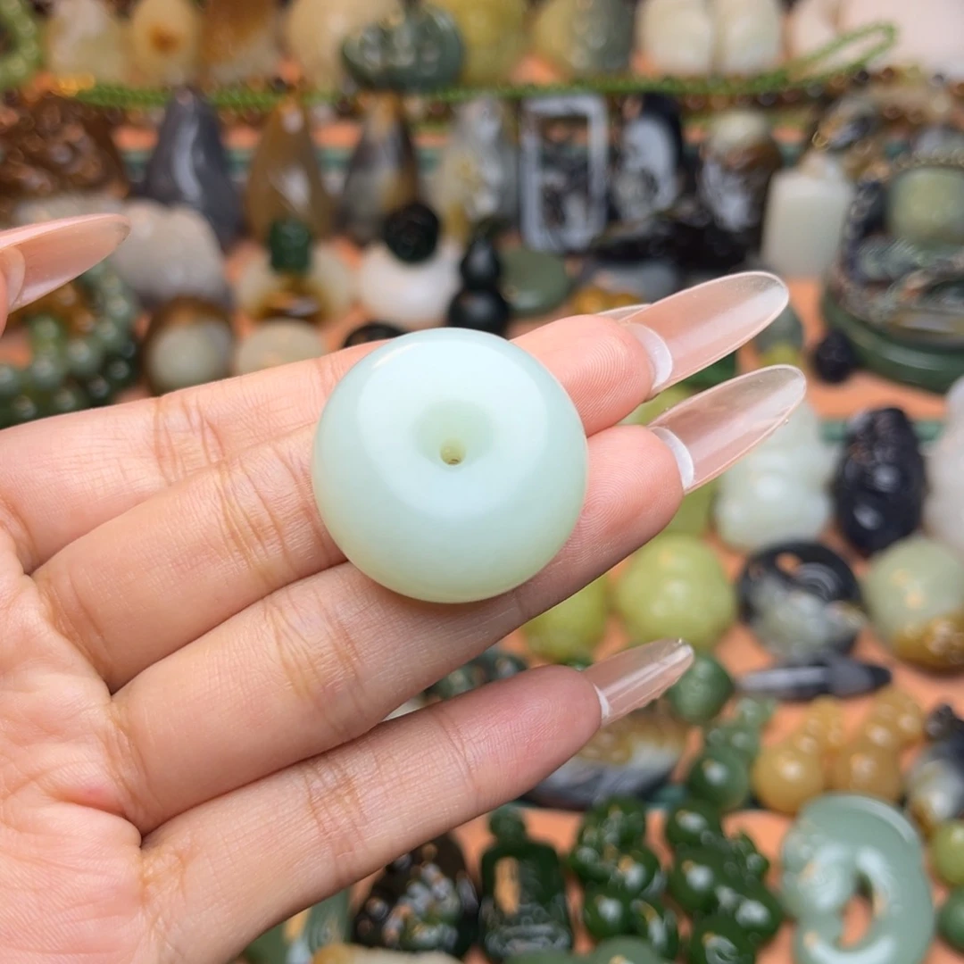 颈饰未镶嵌和田玉如*令