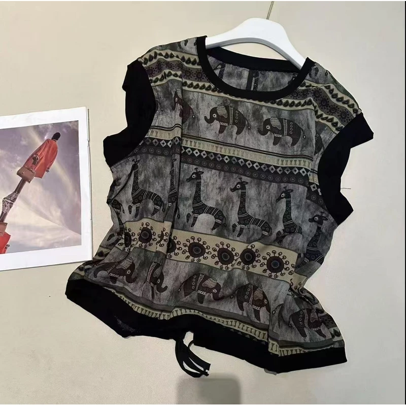 《优麦汇》Y6158夏款圆领设计感时尚百搭无袖显瘦上衣款女