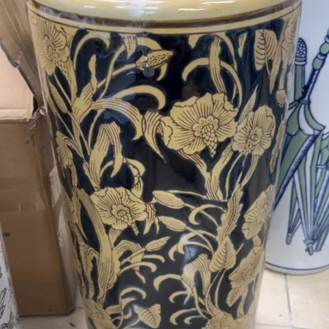 瓷片瓷片瑕疵不退不换，介意不拍