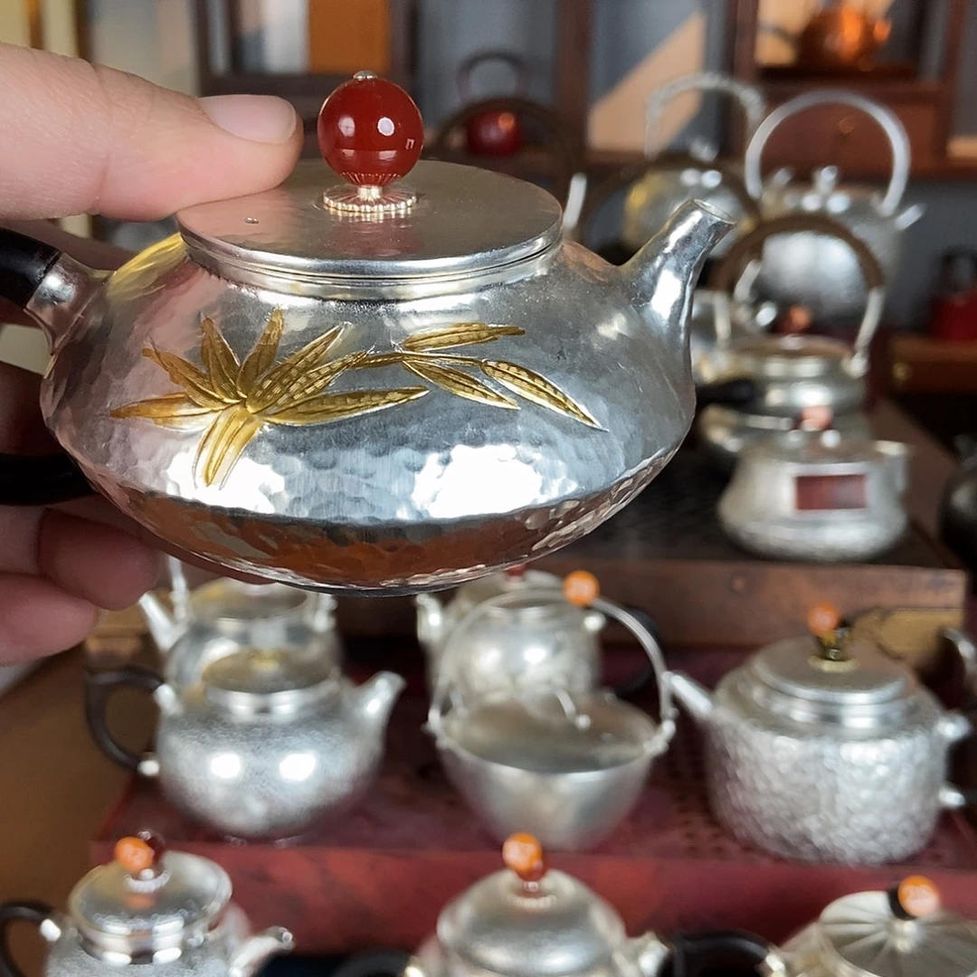 纯手工制作工艺茶壶泡茶