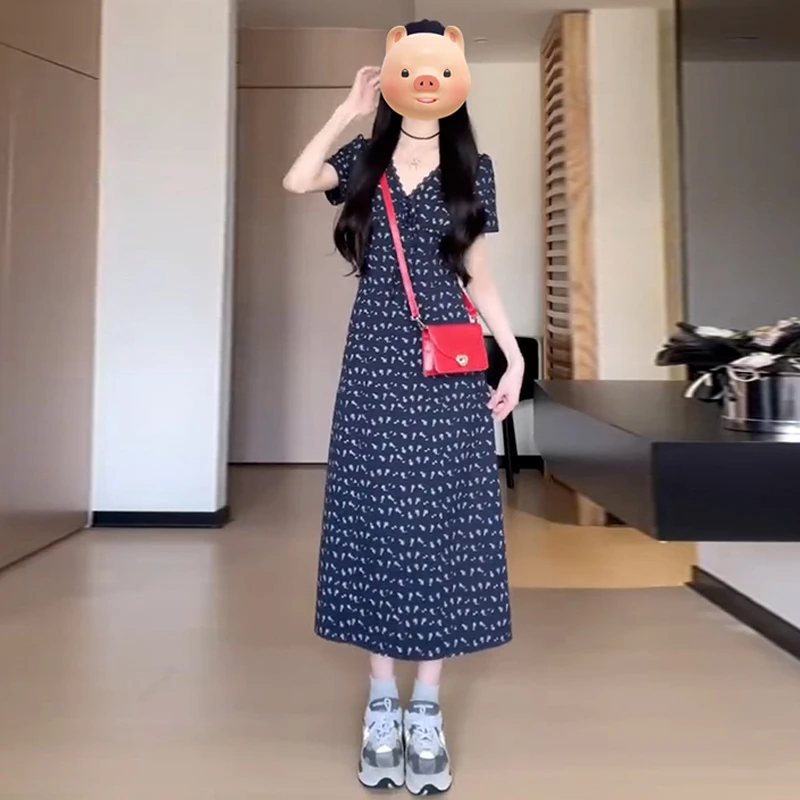 小个子法式v领碎花连衣裙女夏季新款韩系高级感气质收腰长裙3704