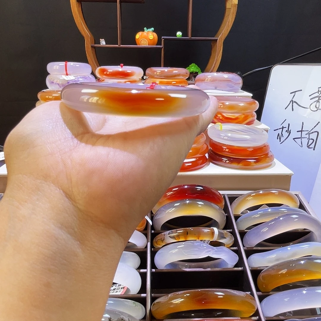 人***球玛瑙/玉髓未镶嵌手镯