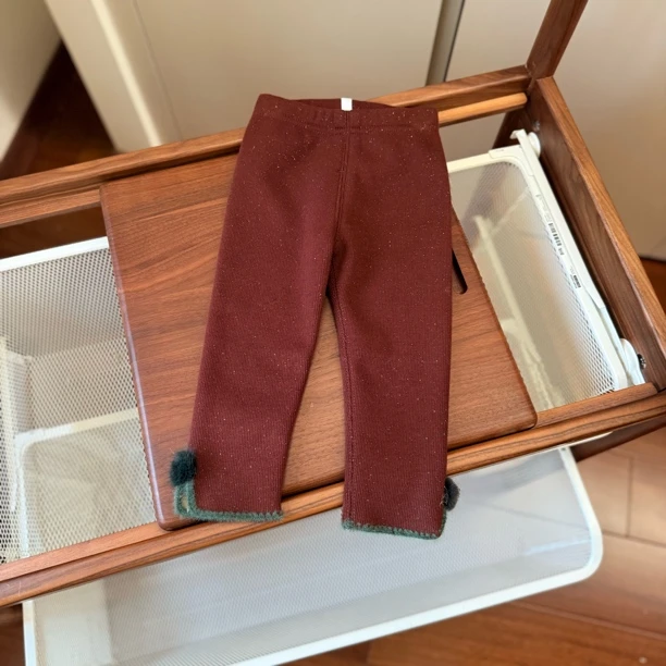 【编号C982】QX21802-18-儿童裤脚开叉一个毛球打底裤红棕色-QQZ
